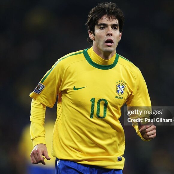 3/$88❤️Nike BRAZIL 2010 home shirt soccer jersey Kids Youth L 152-158cm Age12-13 - Picture 1 of 13